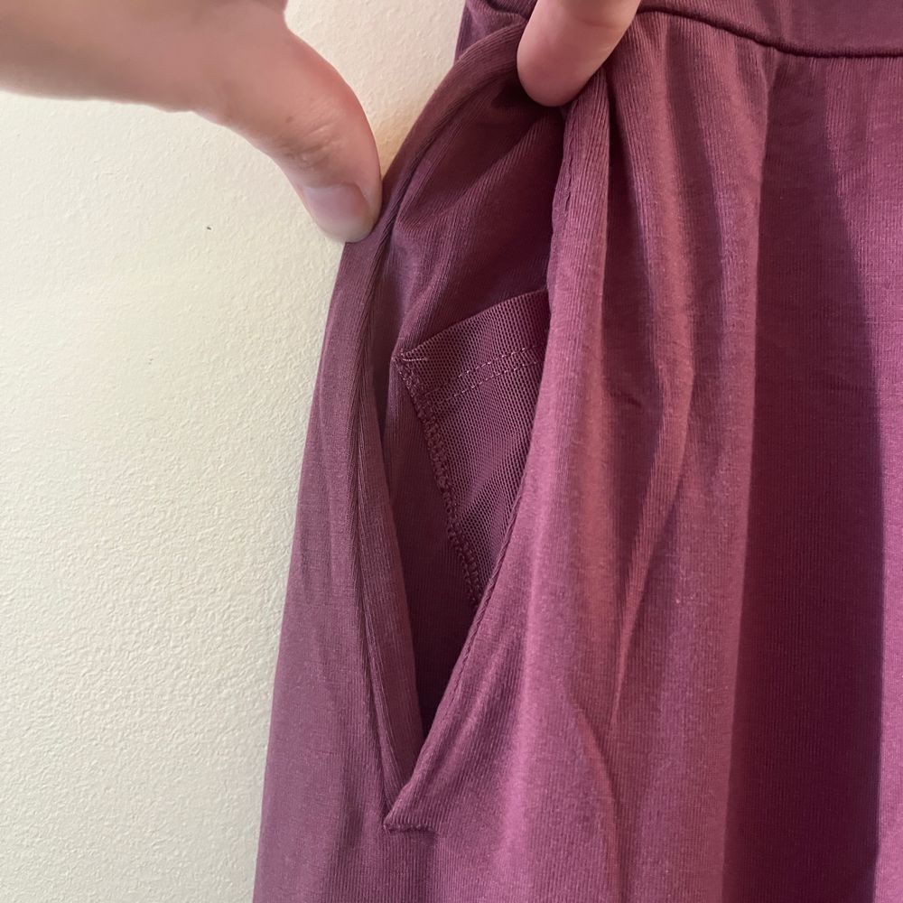 Athleta Mauve Cropped Tulip-Leg Pants - Picture 6 of 12